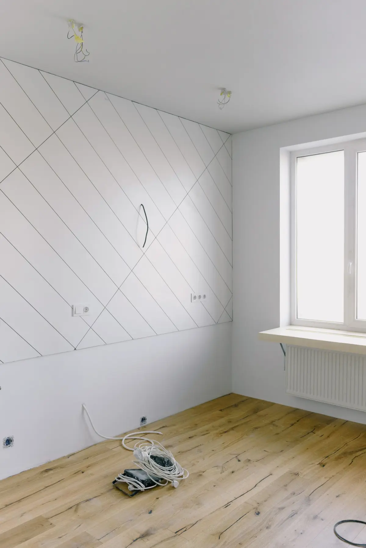 Local en fin de chantier avant nettoyage professionnel